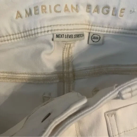 American Eagle Outfitters Cream Flare Jeans - Picture 4 of 8